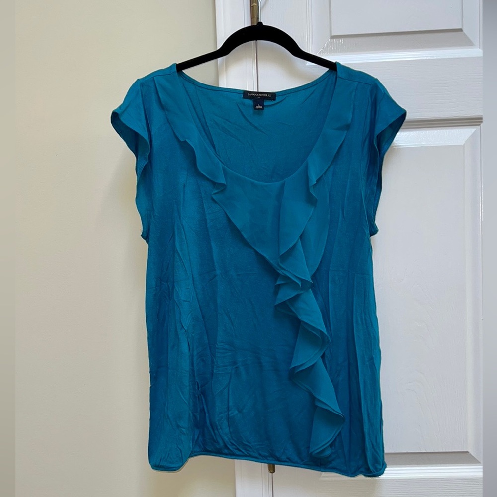 BANANA REPUBLIC short-sleeved blouse with asymmetric ruffle